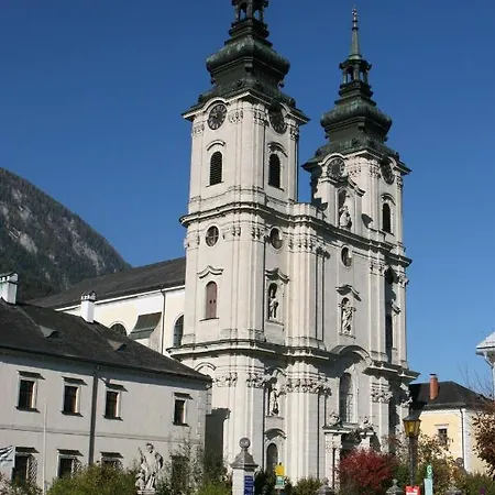 Daire Pyhrgasblick *